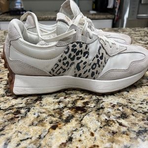 New Balance 327- leopard print